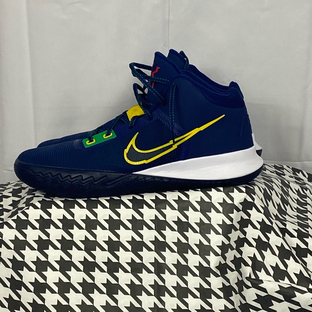 Men’s Nike Kyrie 4 Flytrap
